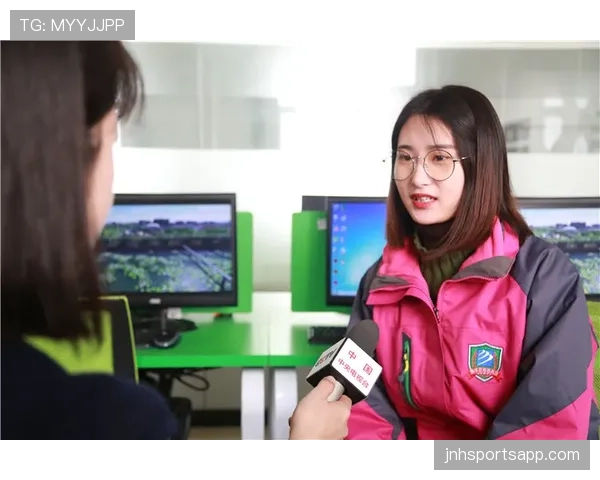 袁悦的衣柜，是哪个奢侈品牌都服气的秘密基地吧？